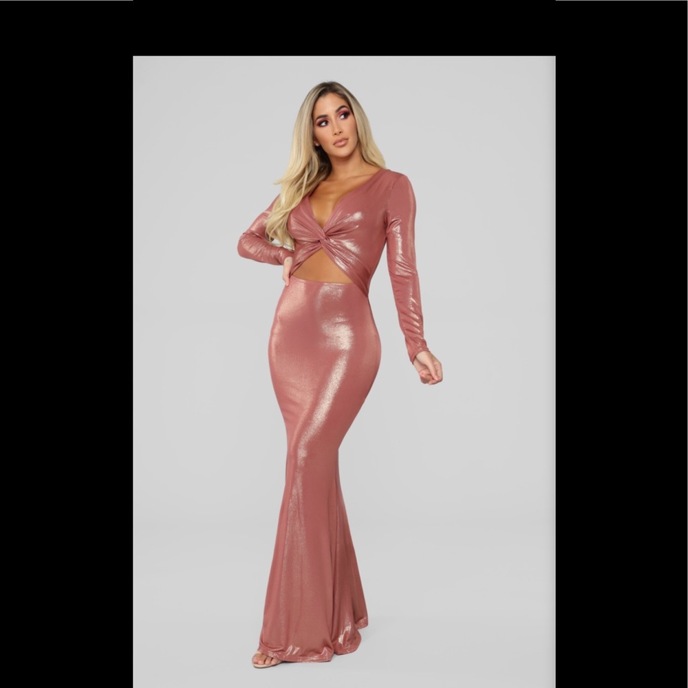 Dress - Picture 2 of 5